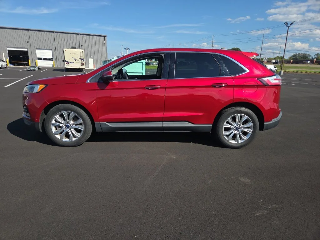 Used 2021 Red Ford Titanium image 8