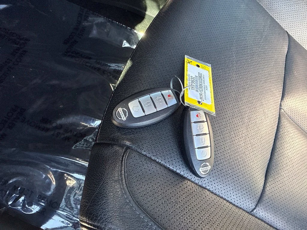 Used 2019 Black Nissan SL image 30