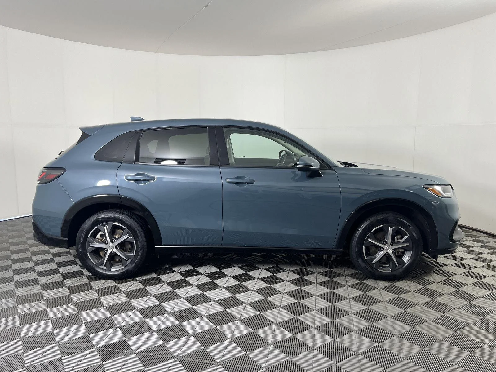 Used 2025 Gn Honda EX-L image 24
