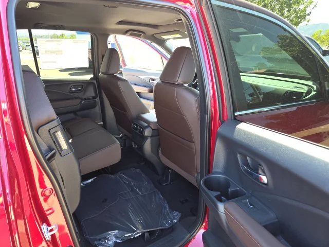 New 2026 Radiant Red Metallic II Honda RTL image 9