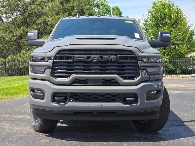 New 2026 Ceramic Gray Clear-Coat Exterior Paint RAM Black Express image 3