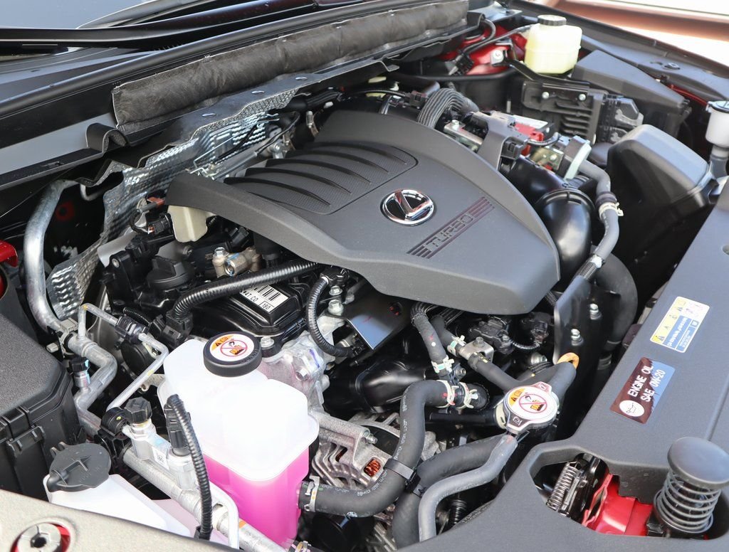 2025 Lexus RX 350 - Photo 16