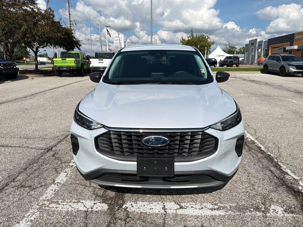 Used 2025 Silver Ford Active image 8