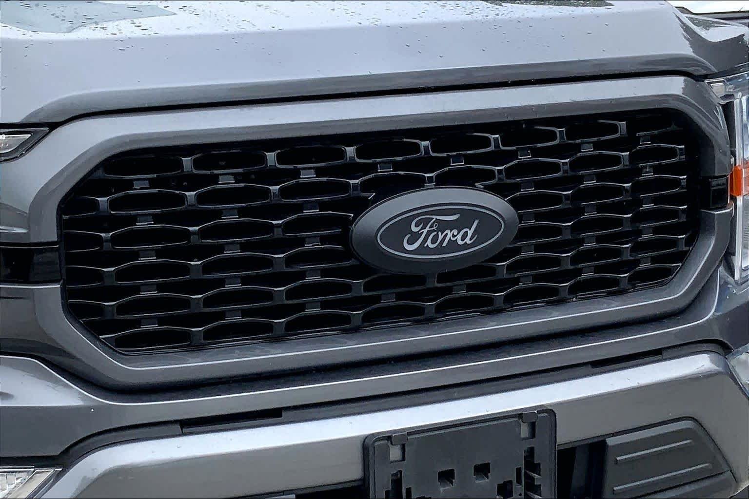 Used 2021 Carbonized Gray Ford XL image 25