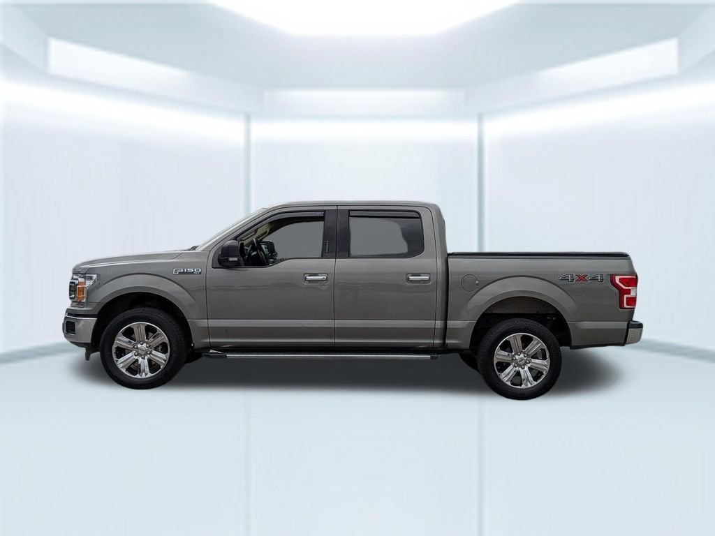 Used 2019 Green Ford XLT image 2