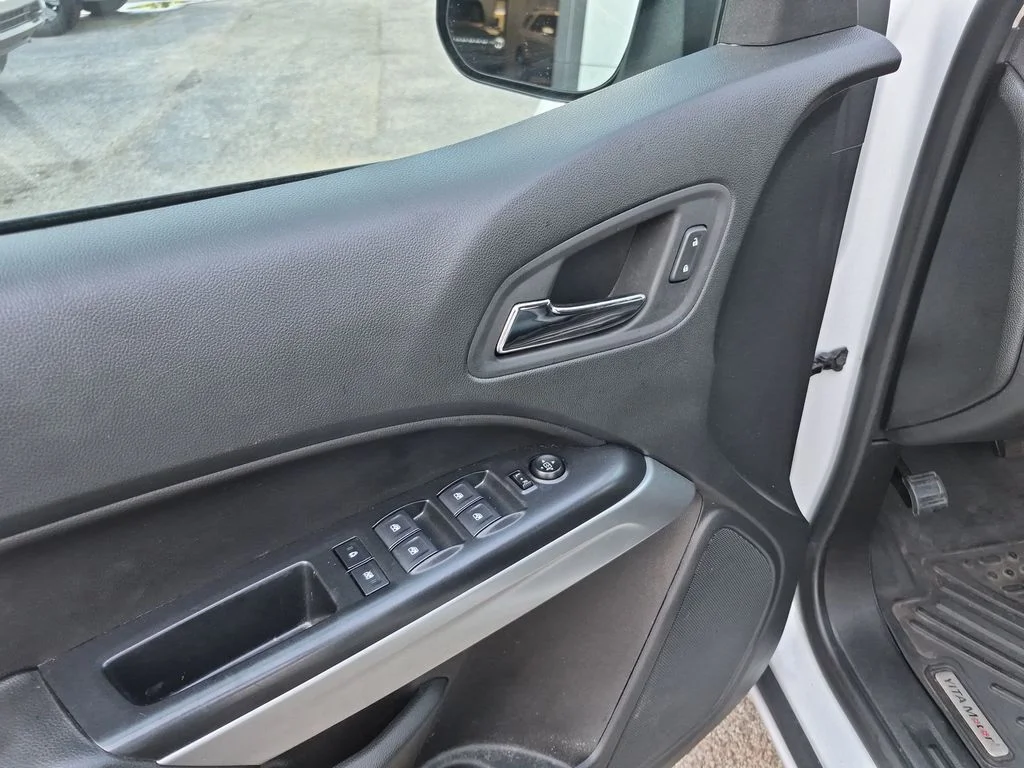 Certified Used 2022 Summit White Chevrolet LT image 12