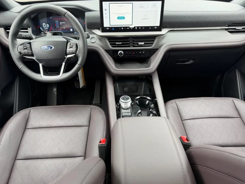 New 2026 Carbonized Gray Metallic Ford Platinum™ image 14