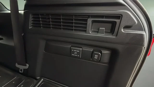 Used 2025  Mazda Premium Plus Package image 41