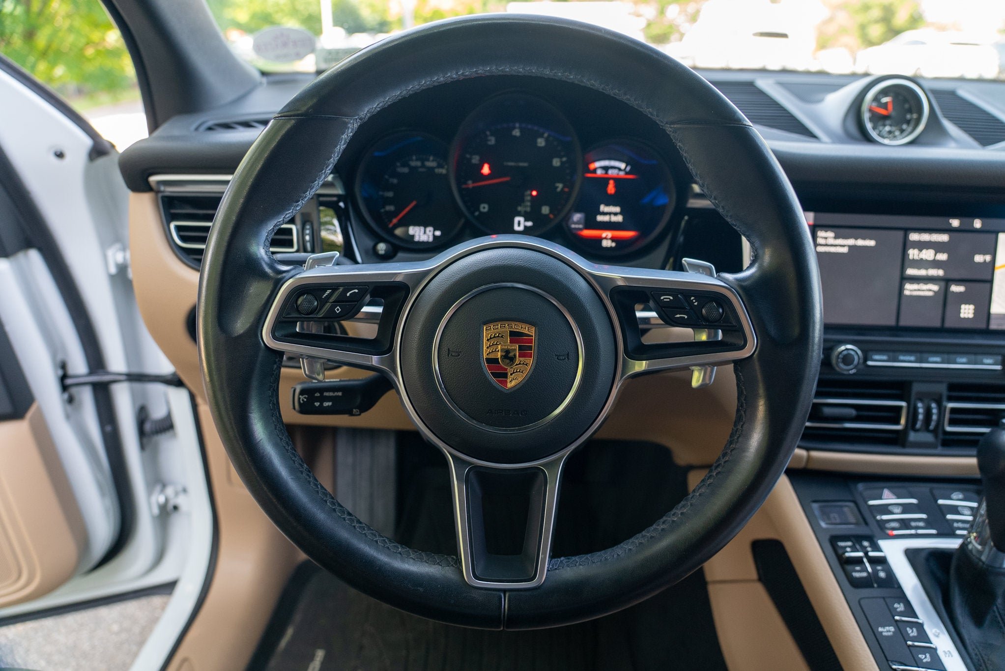 Used 2021 White Porsche  image 27