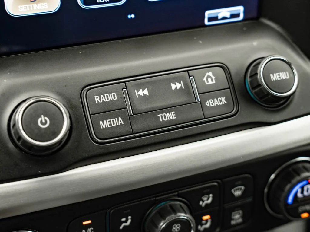 Used 2019 White Frost Tricoat GMC SLT-1 image 36