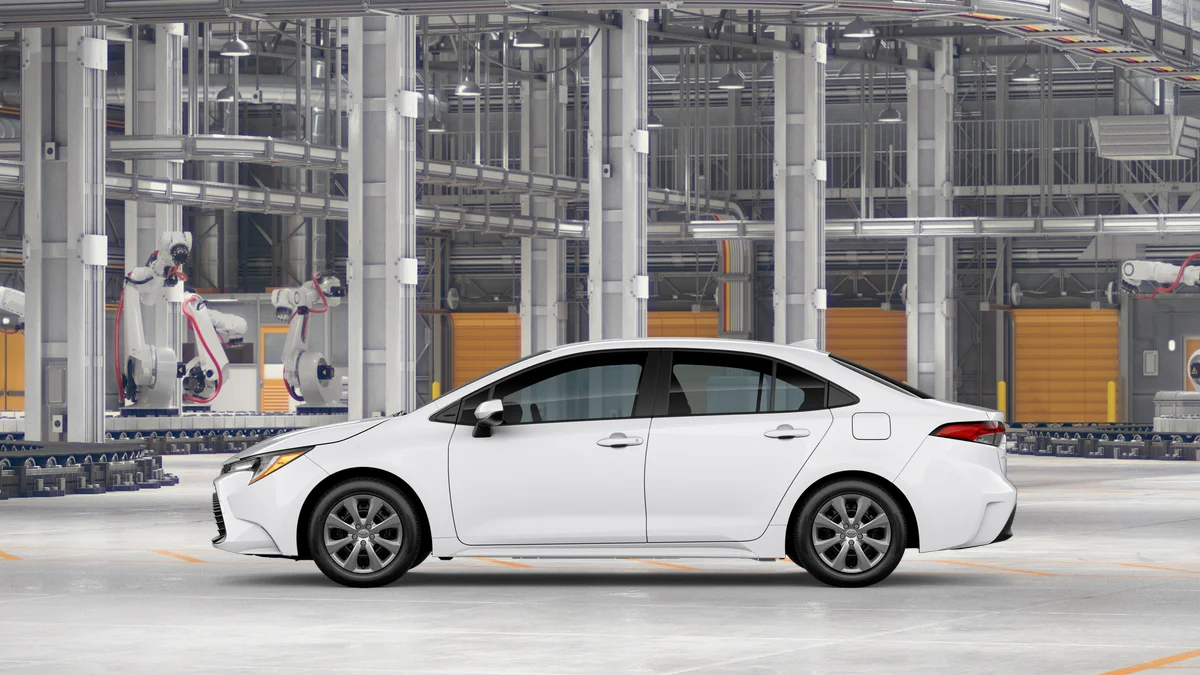 New 2026 Ice Cap Toyota LE image 4