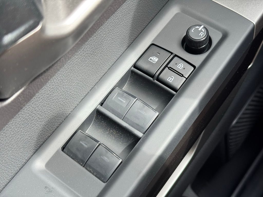2026 Toyota Tundra SR5 - Photo 20