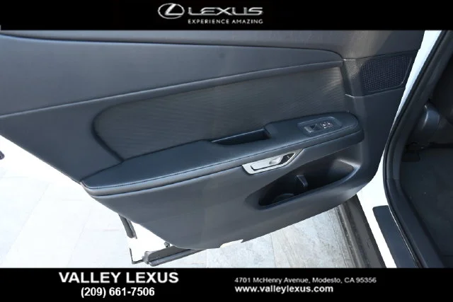 New 2026 Ultra White Lexus ES 500e PREMIUM AWD image 18
