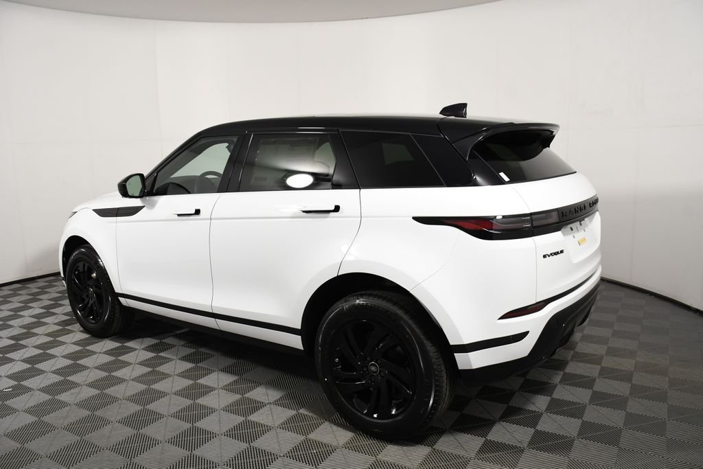 Certified Used 2026 Fuji White Land Rover S image 3
