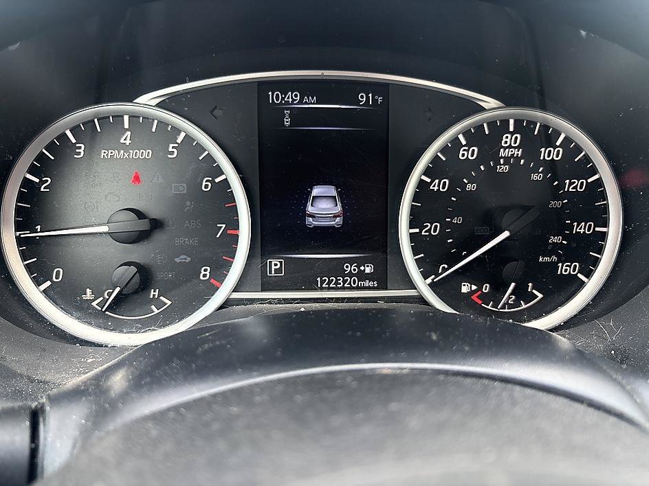 Used 2018 Super Black Nissan SV image 18