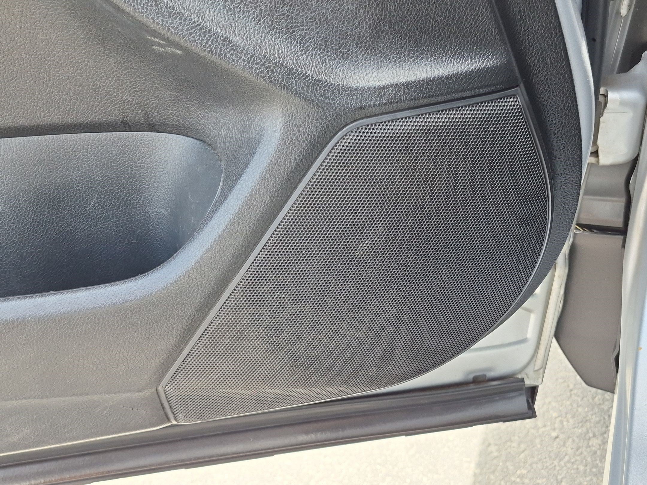 Used 2014 Silver Honda EX-L image 13