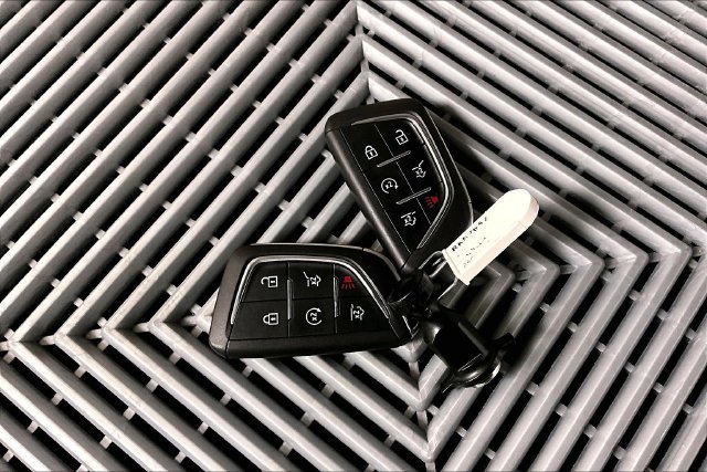 Used 2025 Black Raven Cadillac Sport Platinum image 12