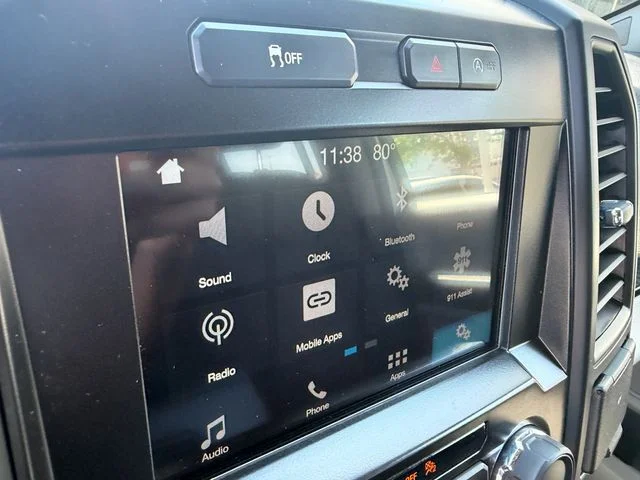 Used 2017 Silver Ford XL image 25