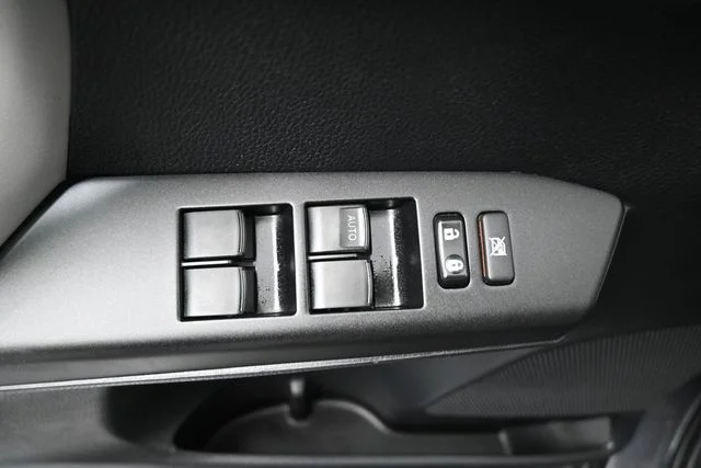 Used 2018 Gray Toyota XLE image 20