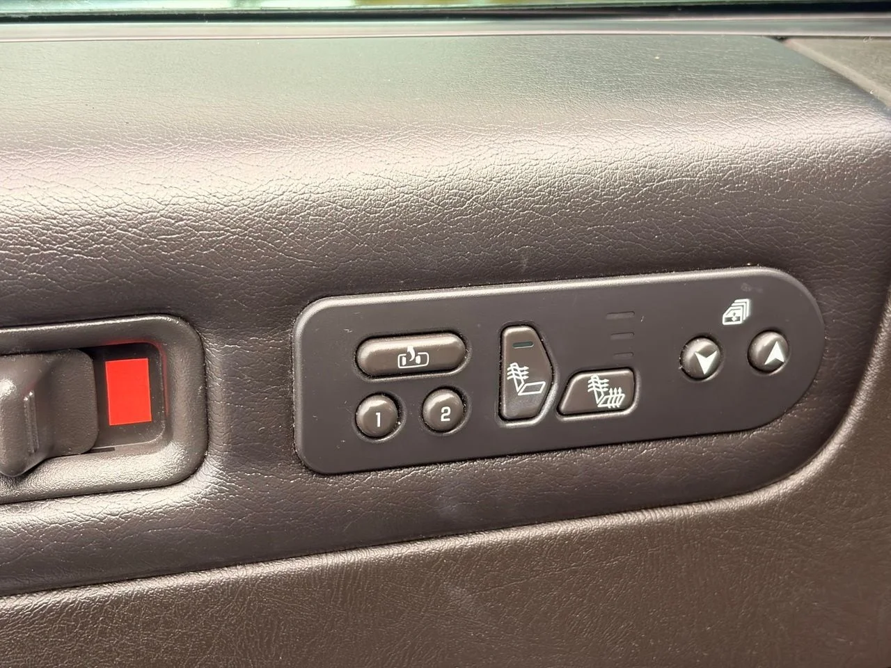 Used 2006 Black HUMMER Base image 23