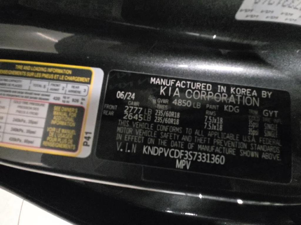 Used 2025 Gray Kia EX image 31