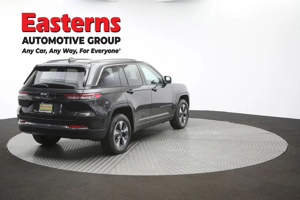 Used 2024 Brown Jeep 4xe image 39