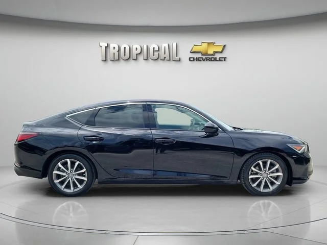 Used 2024  Acura BASE image 5