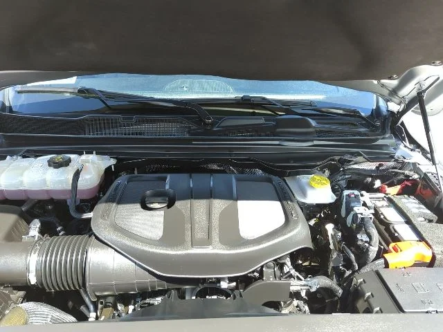 Used 2025 Silver Ram Big Horn/Lone Star image 25