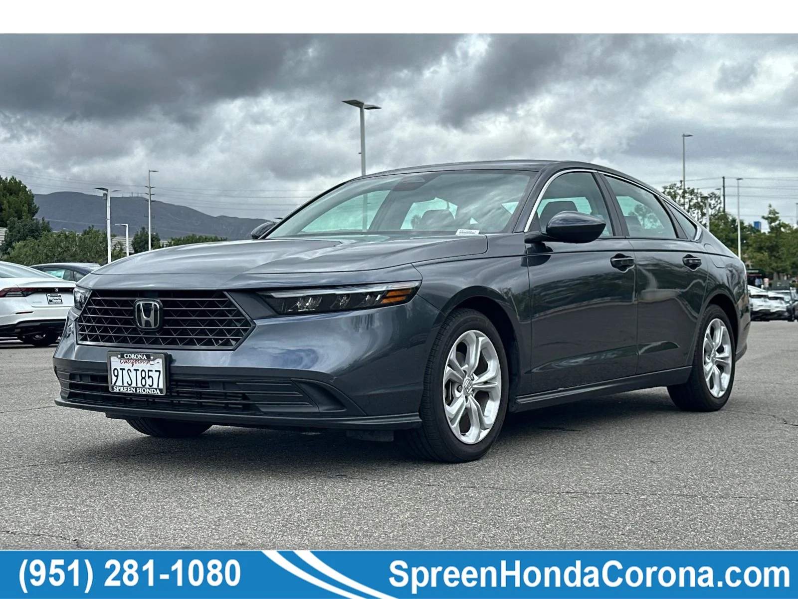Used 2025 Meteorite Gray Metallic Honda LX image 1