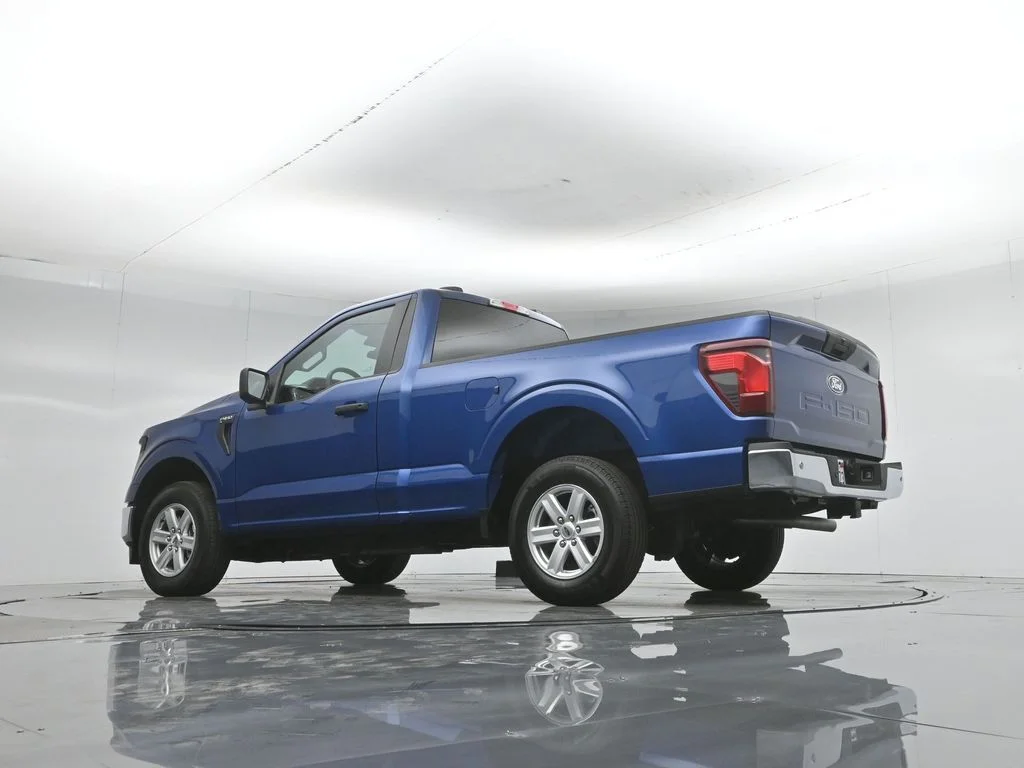 New 2026 Oxford White Ford XLT image 45