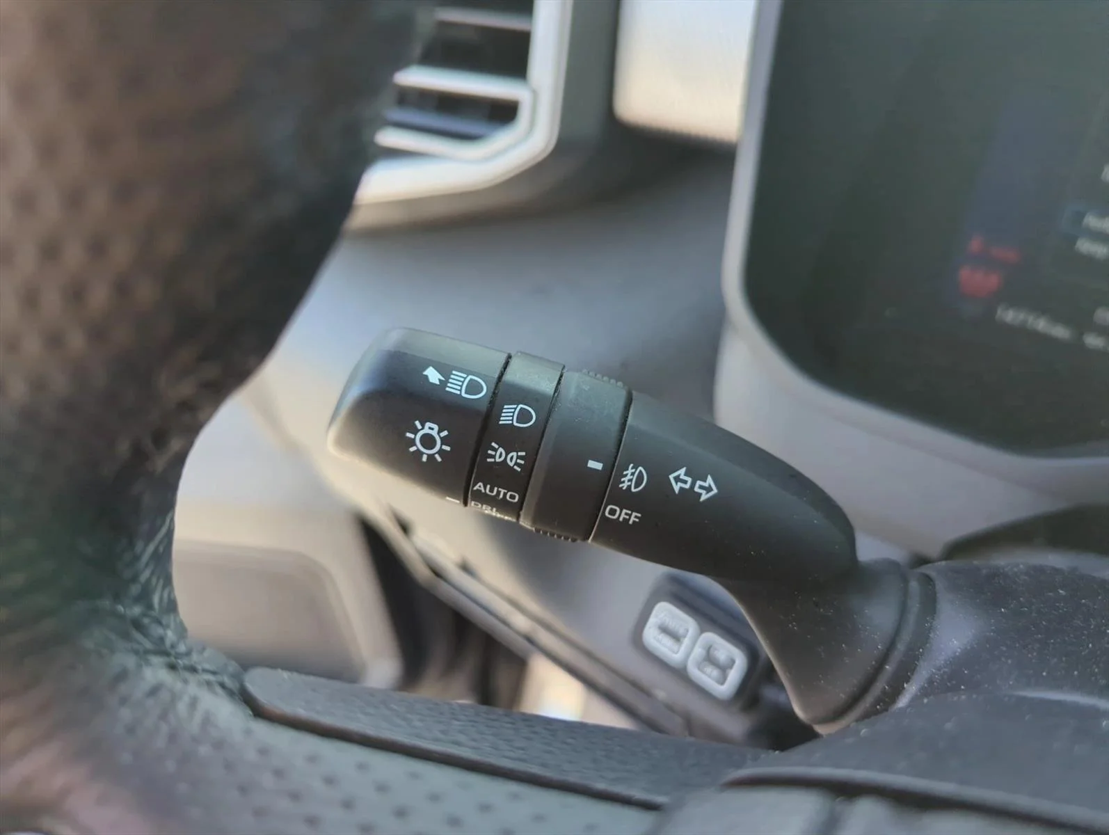 Used 2026 Magnetic Gray Meta Toyota Limited image 16