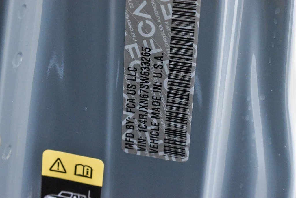 New 2025 Anvil Clearcoat Jeep Sport S 4xe image 27