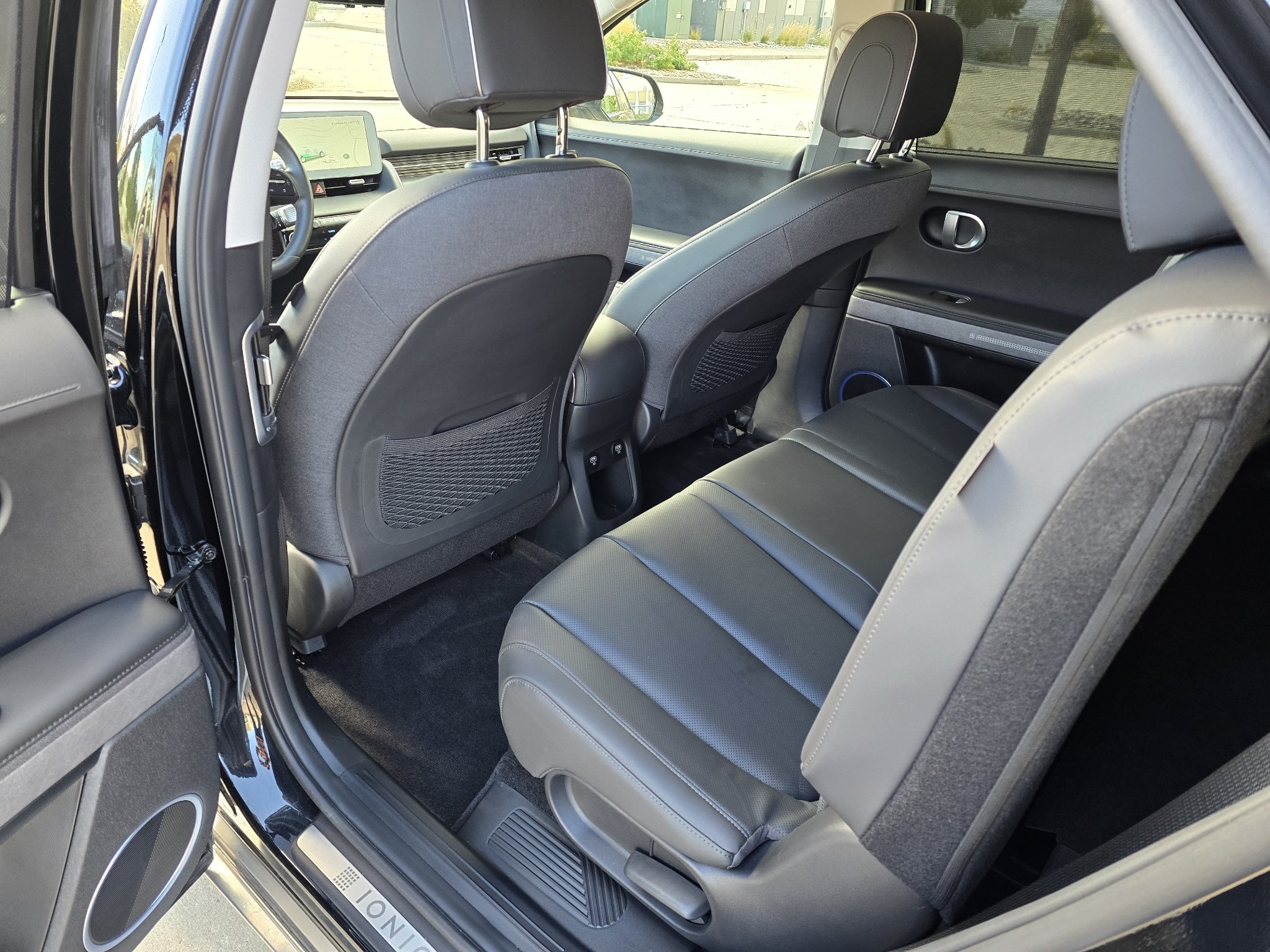 Certified Used 2024 Abyss Black Hyundai Limited image 16
