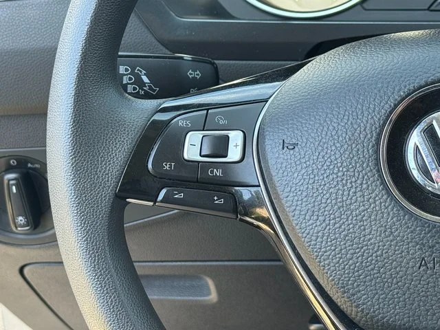 Used 2018 Gray Volkswagen 2.0T S image 12