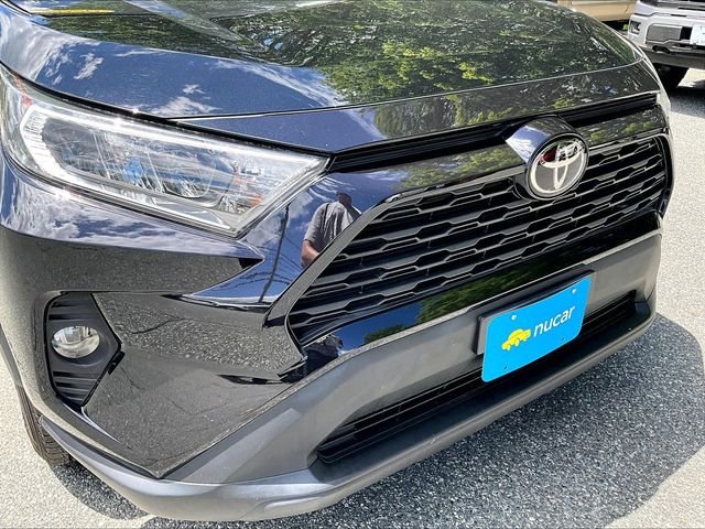 Used 2020 Black Toyota XLE image 30