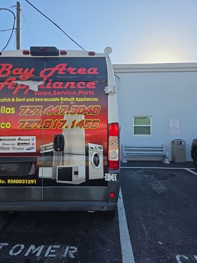 Used 2018 White Ram Base image 10