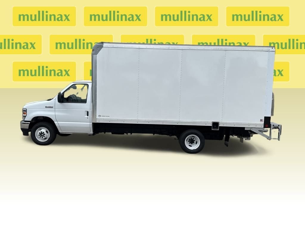 2026 Ford E-Series Cutaway Base - Photo 5