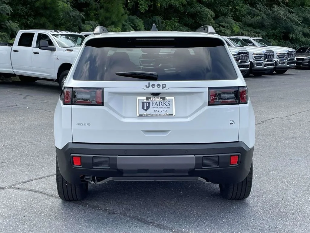 New 2026 Bright White Clearcoat Jeep Laredo image 7