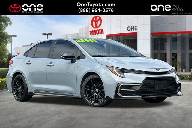 2021 Toyota Corolla SE's photo
