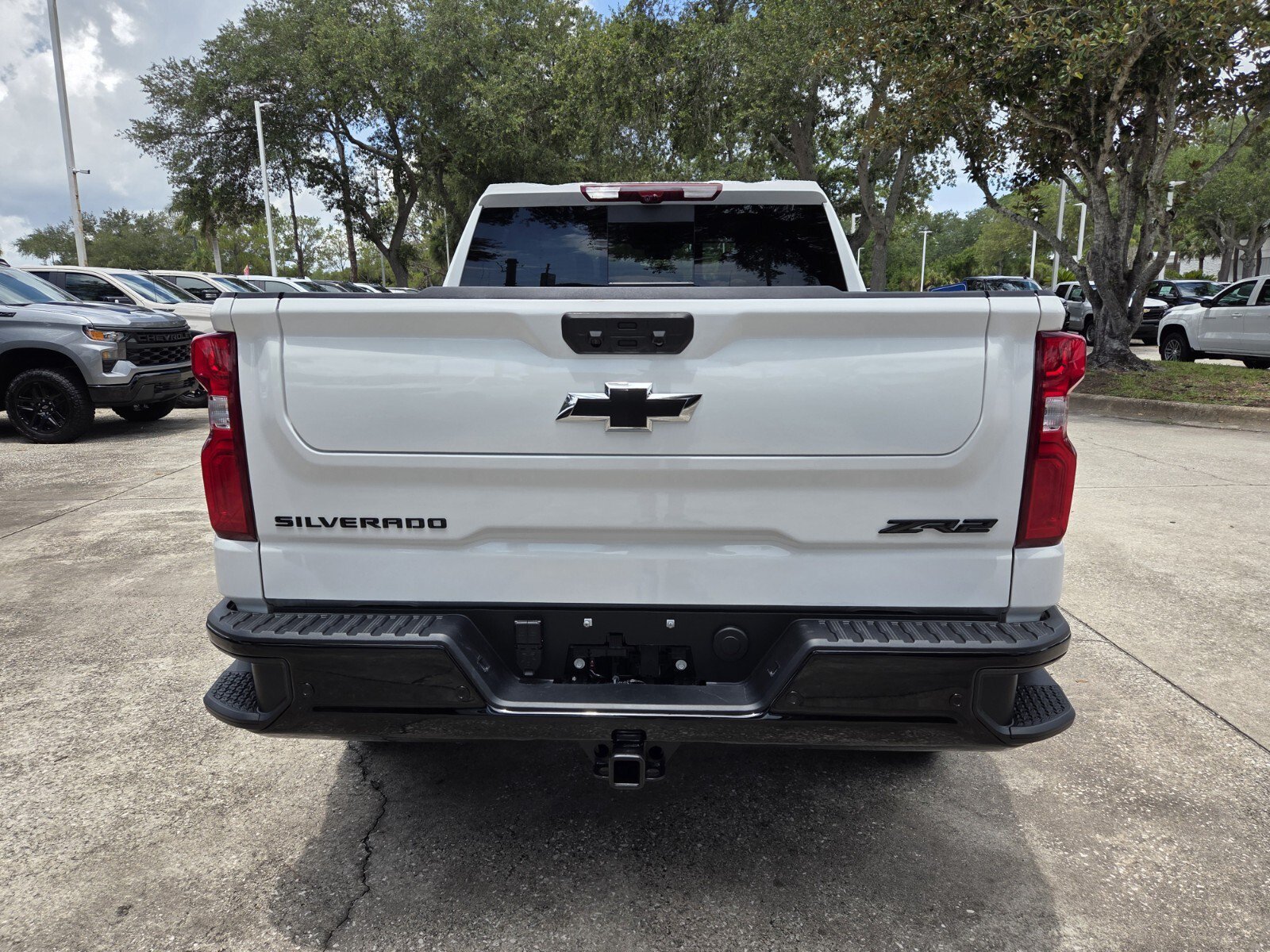 New 2026 Summit White Chevrolet ZR2 image 6