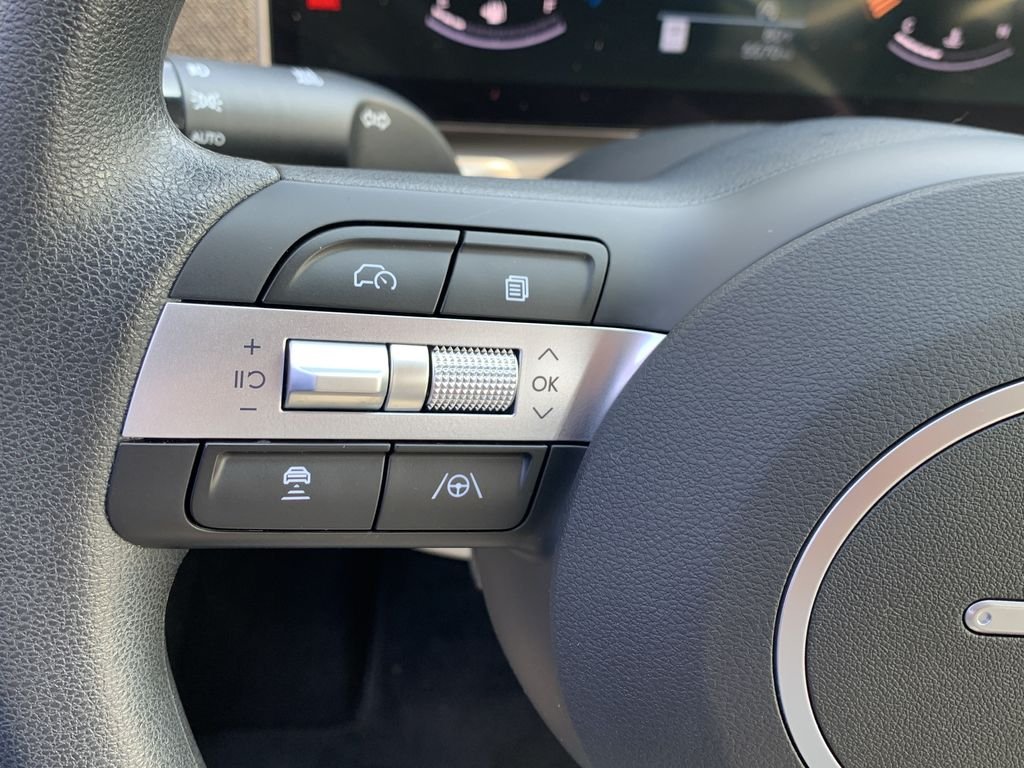 2026 Hyundai Tucson SE - Photo 40