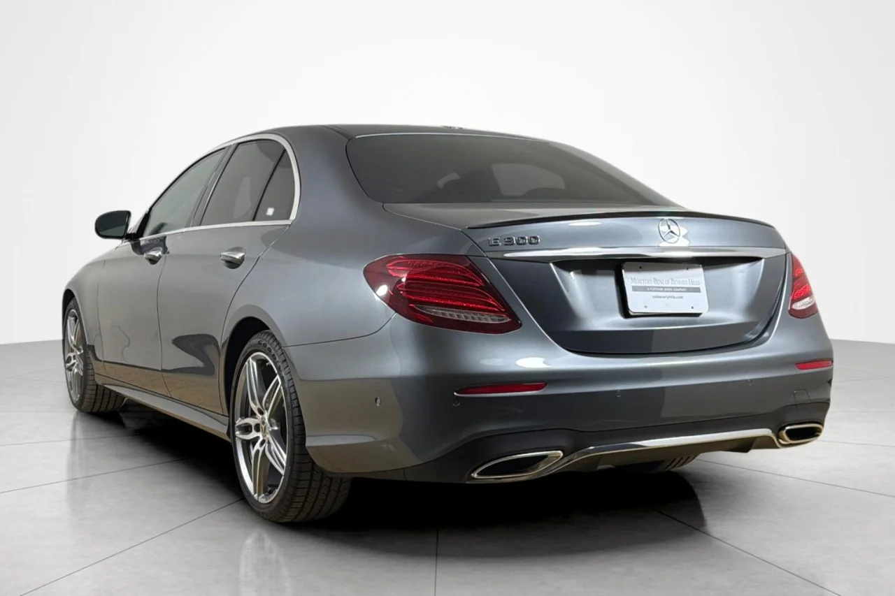 Used 2019 Selenite Grey Metallic Mercedes-Benz E 300 image 3
