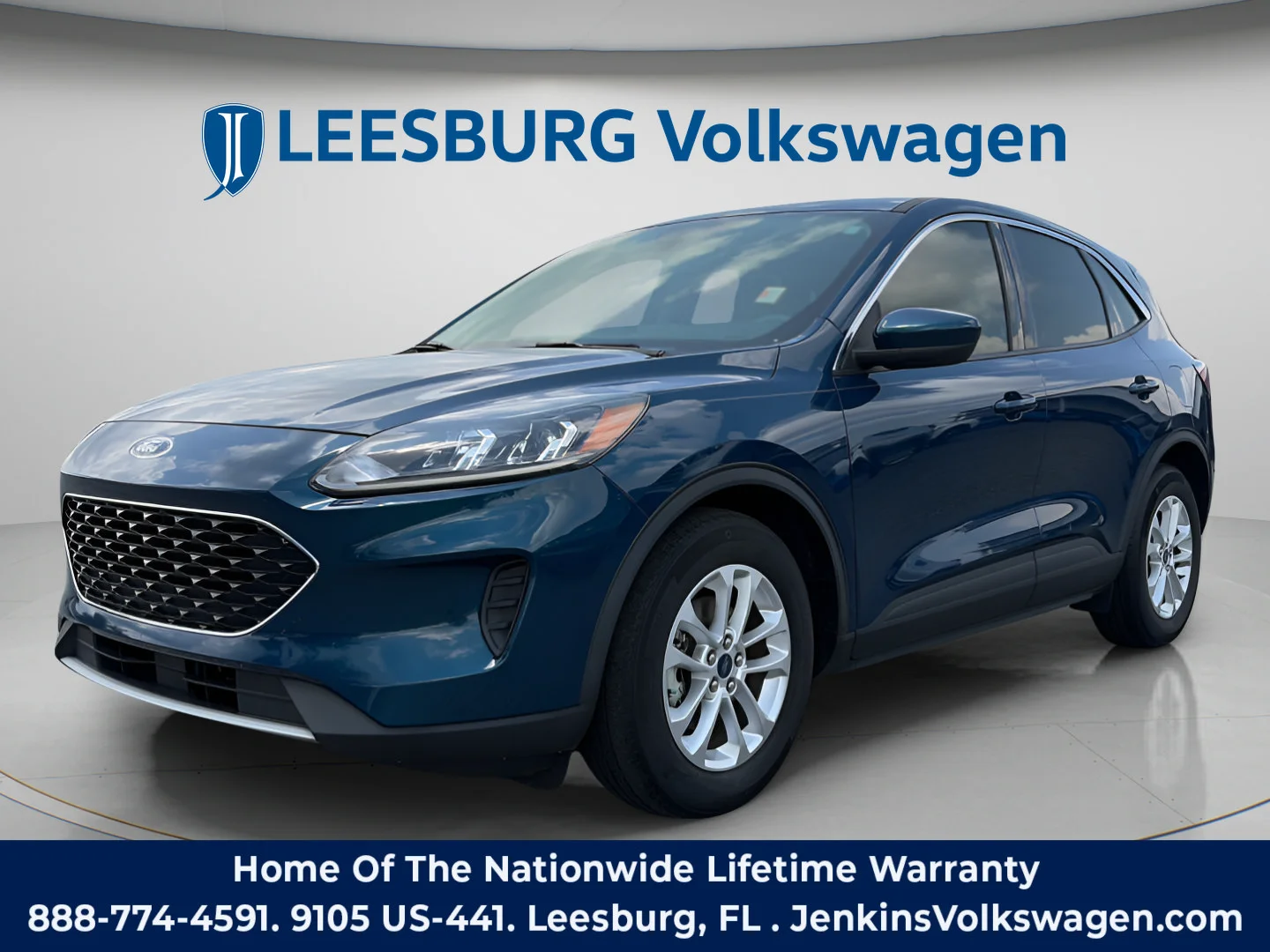 Used 2020 Green Metallic Ford SE image 8