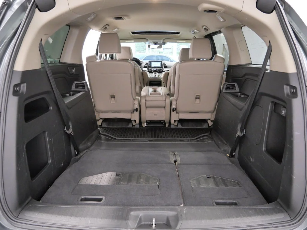 Used 2018 Gray Honda EX-L image 15
