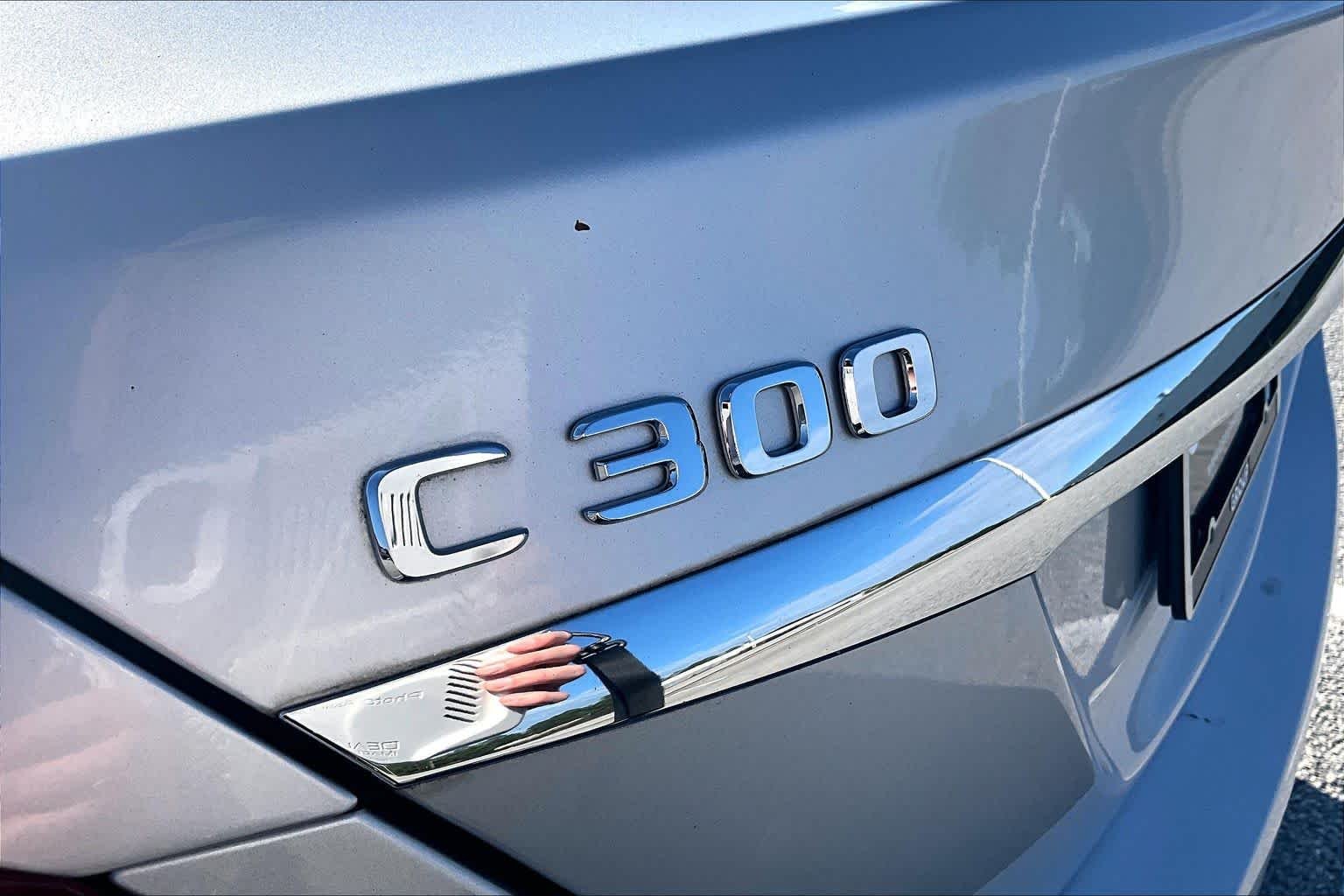 Used 2017 Iridium Silver Metallic Mercedes-Benz C 300 image 10