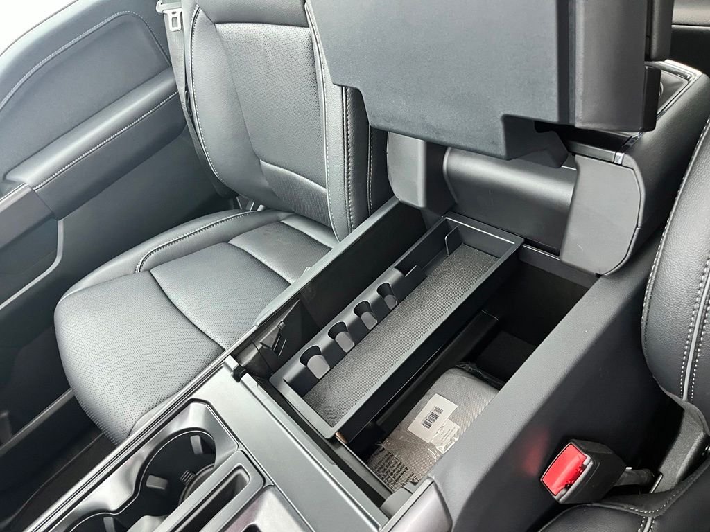 New 2026 White Ford Lariat image 32