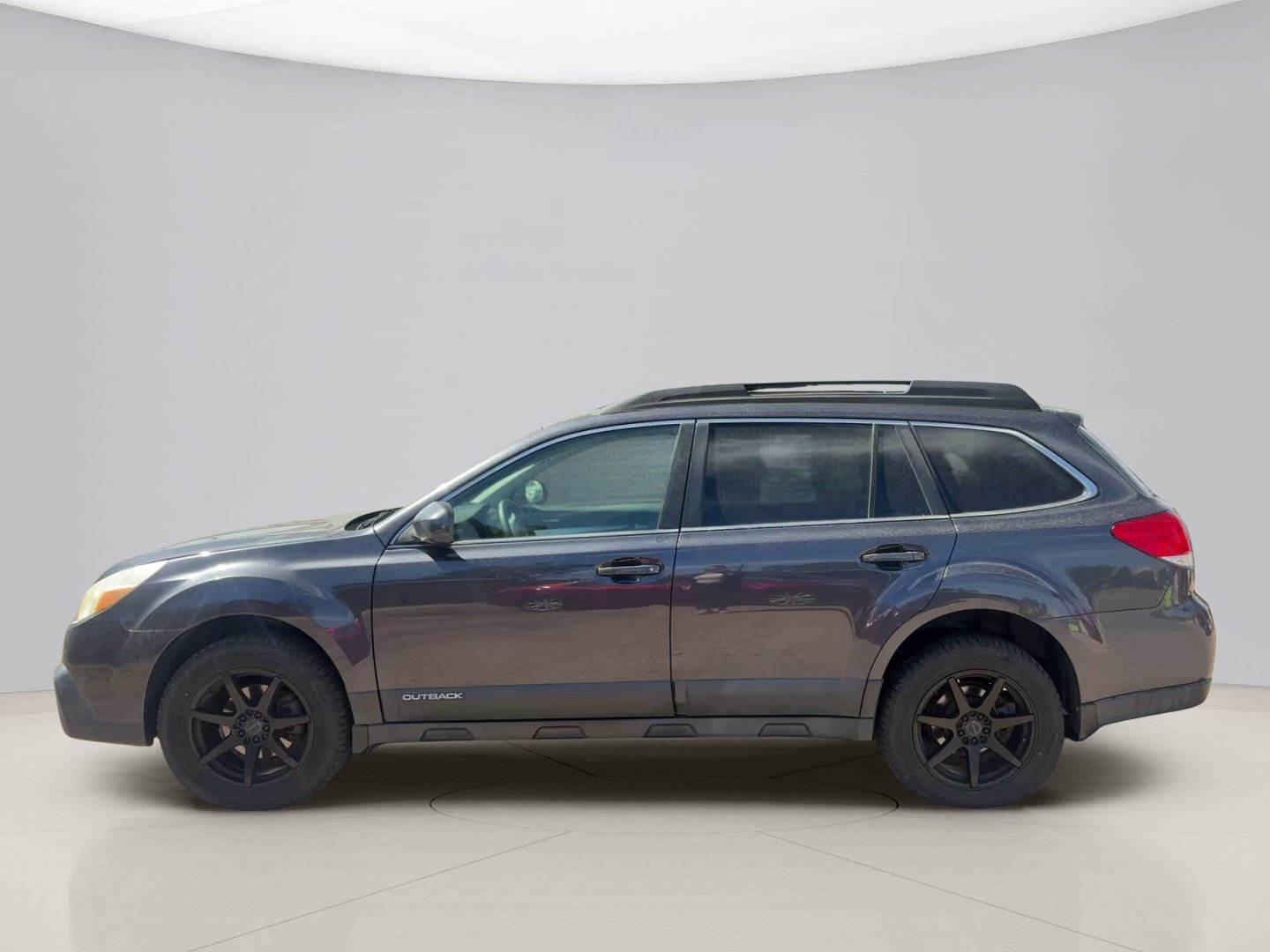 2013 Subaru Outback Premium - Photo 2