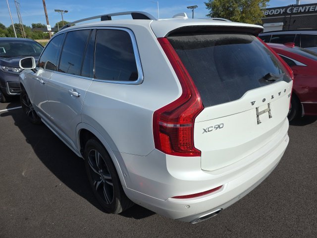 Used 2018 Volvo XC90 Momentum with VIN YV4A22PK2J1337229 for sale in O'Fallon, IL
