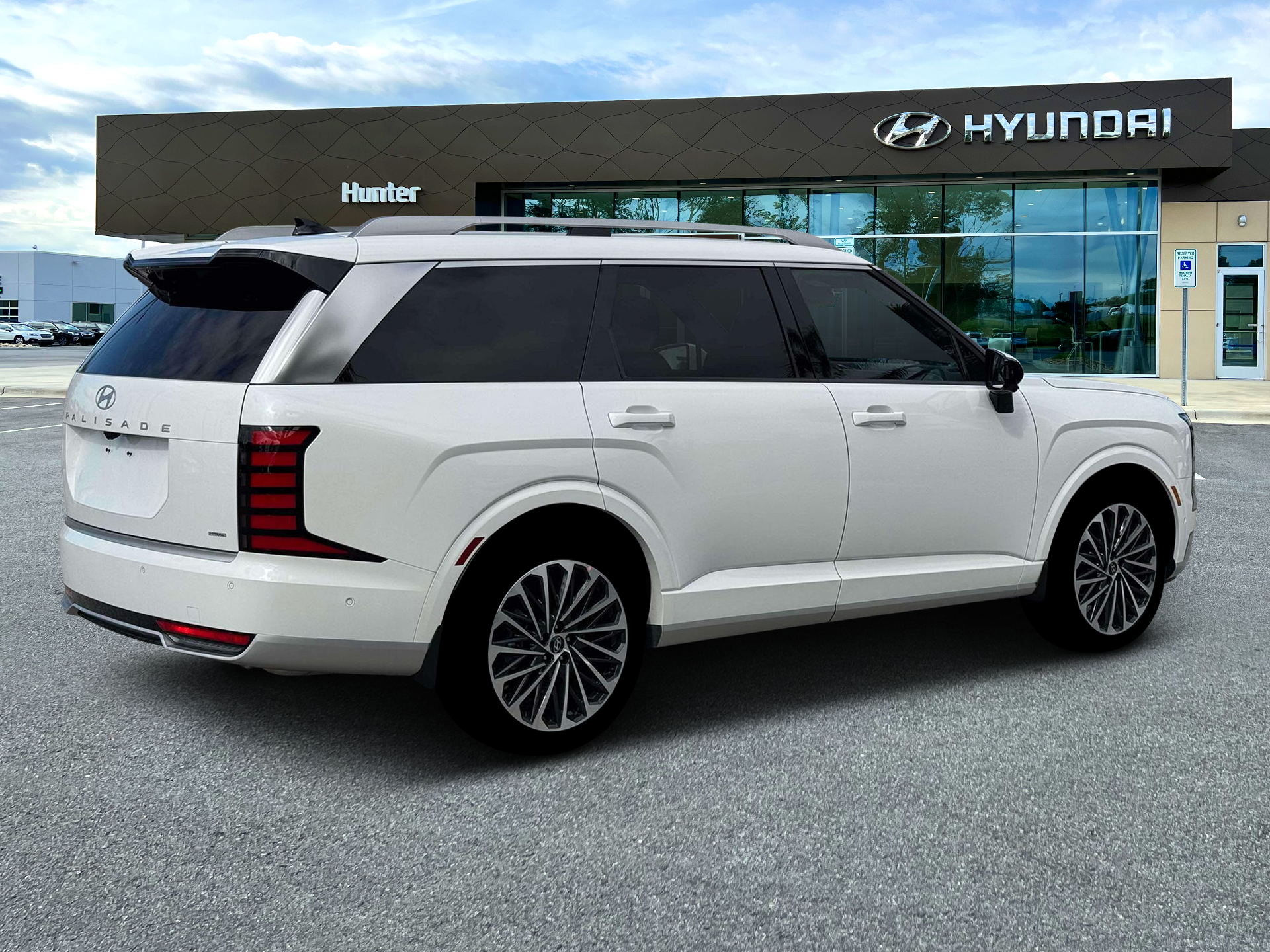 New 2026 Creamy White Pearl Hyundai Calligraphy image 8