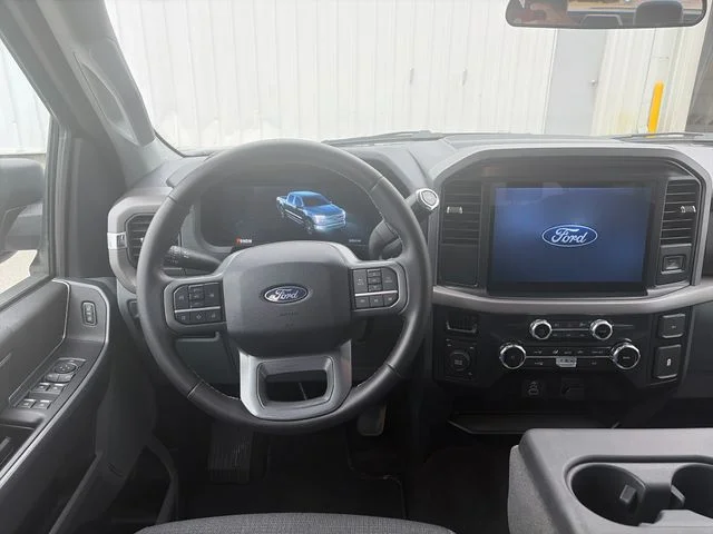 Used 2025 Black Ford XLT image 13